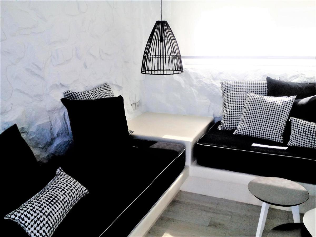 Blue Myth Apartment *